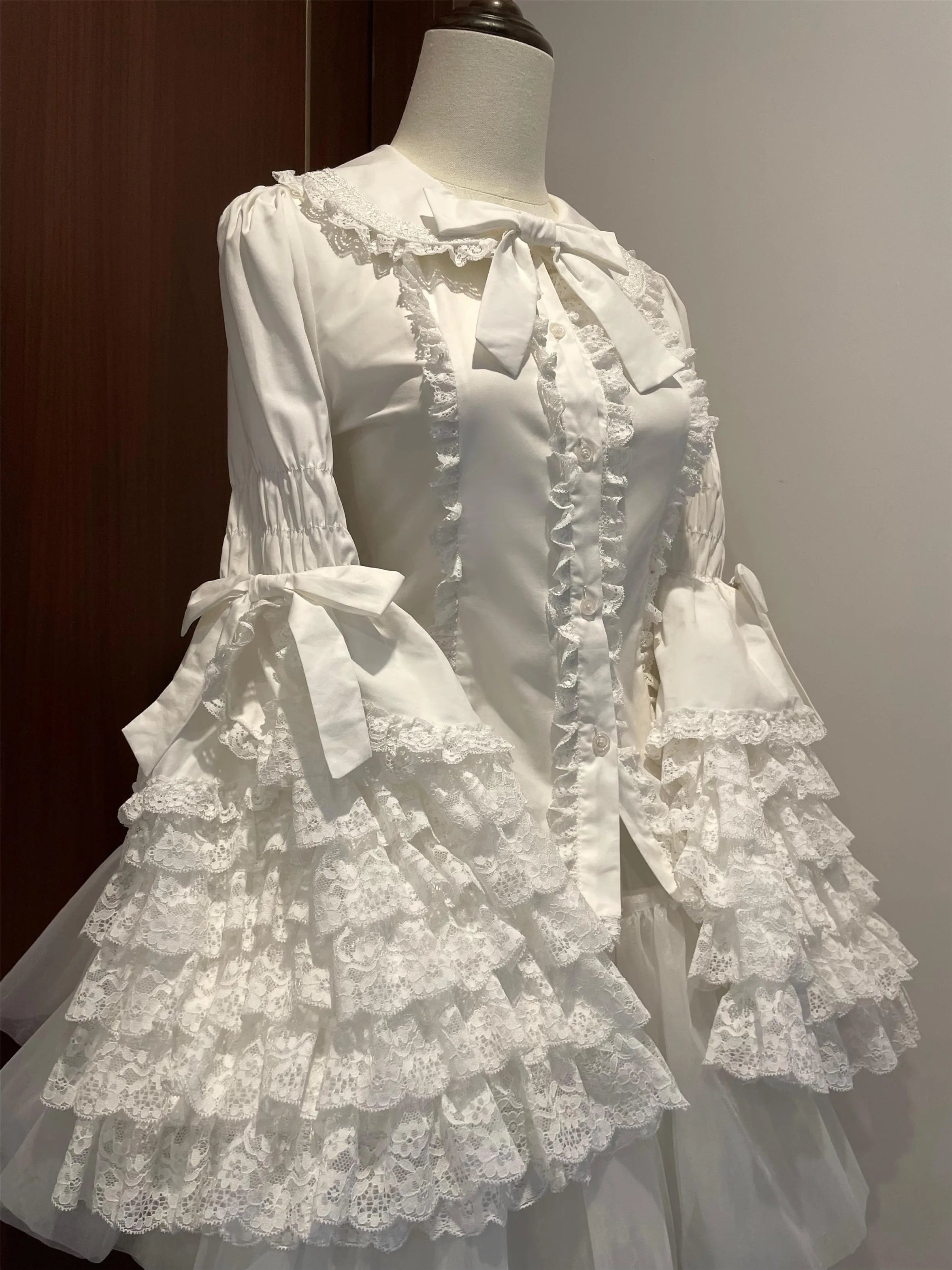Victorian Gothic Lolita Style Shirts Women Vintage Elegant Lace Ruffles Flare Long Sleeve Slim Blouse Japanese Sweet Y2k Tops
