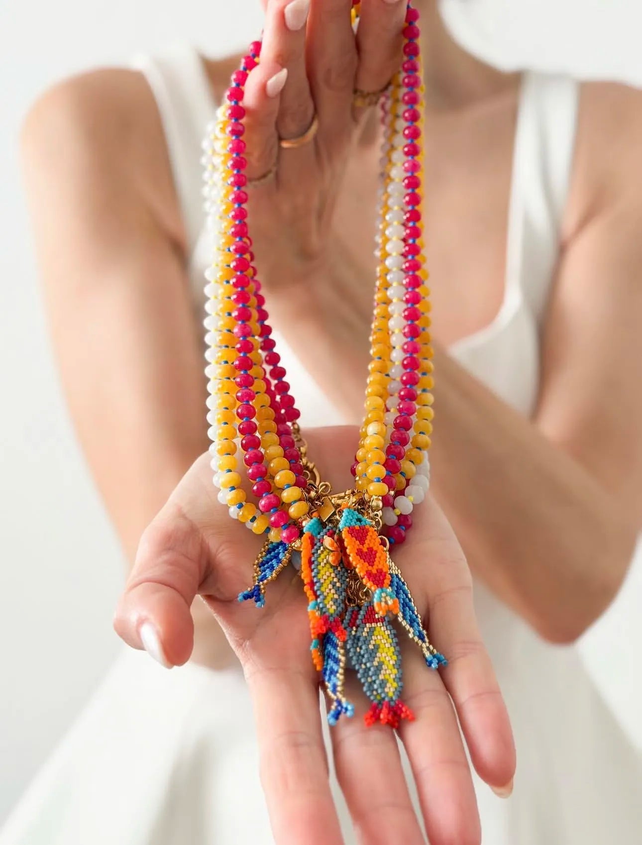 Bohemian Ocean Series hand-woven colorful fish pendant elegant and grand natural stone beaded necklace for girl go to beach