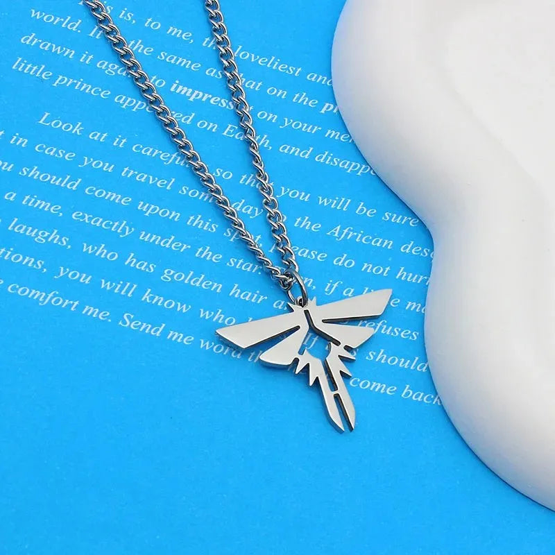 Collier The Last of Us 2025 - Pendentif simple et tendance en acier inoxydable - Bijou tendance - Idée cadeau