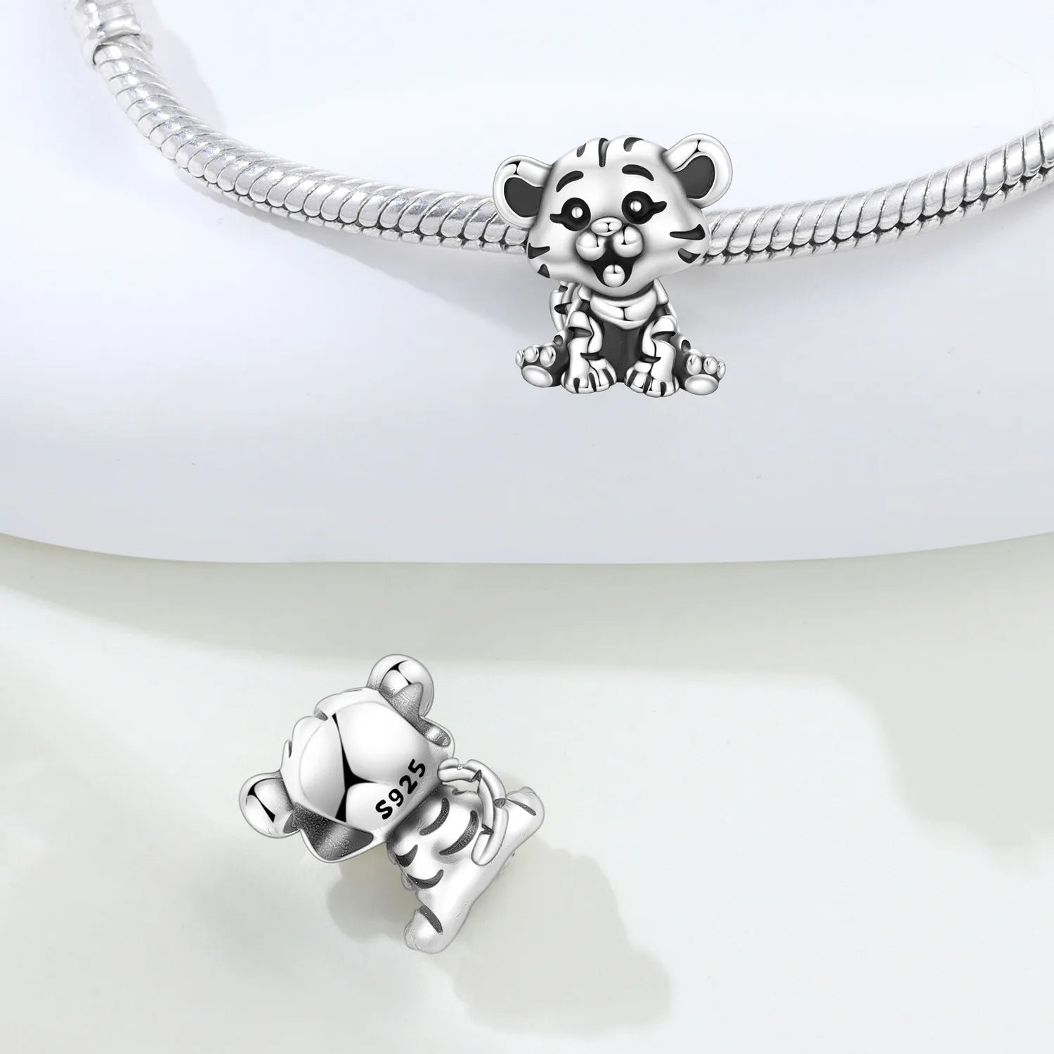 PANPOKI 925 Sterling Silver Tiger Animal Guardian Beads Original Pendants Bracelet Charm Jewelry Party DIY Trendy Gifts