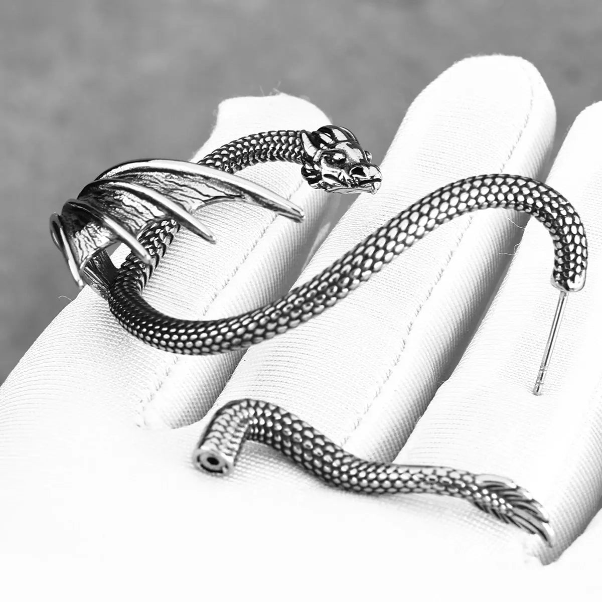 Kreatives Design Drachen Clip Ohrring Frauen Mode Edelstahl Tier Flügel Nicht-piercing Ohr Manschette Hochzeit Party Schmuck Geschenk