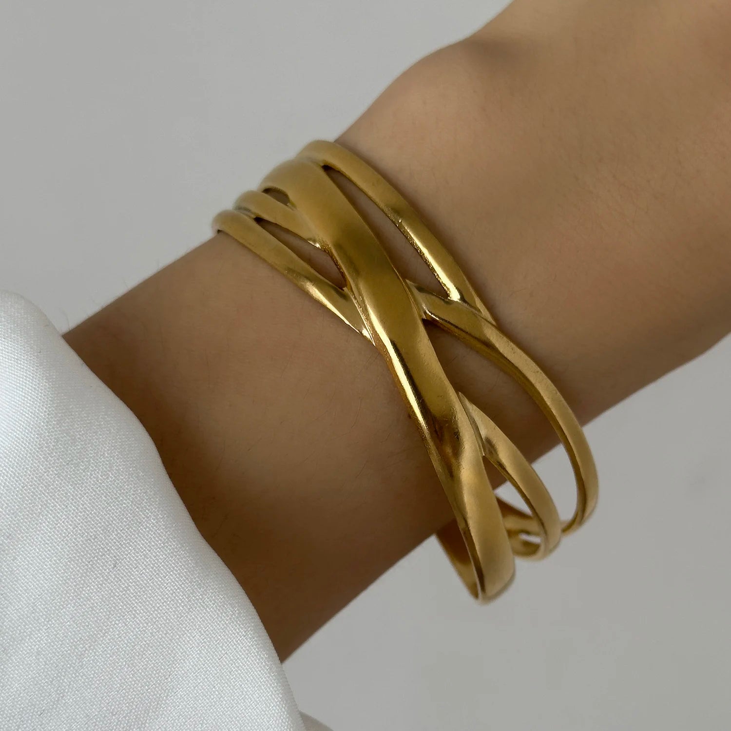 Stainless Steel Multilayer Wave Wide Bangles for Women Gold Color Metal Chunky Flower Cuff Bangle Bracelets Aesthetic Jewelry