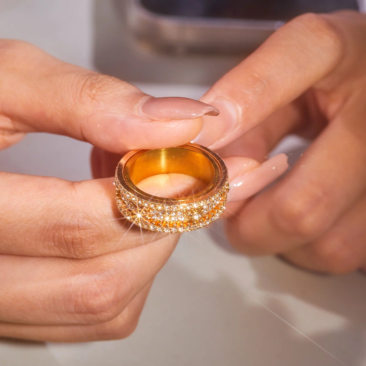 New Spinner Zircon Rings For Men Women Full Rhinestone Stainless Steel Rotatable Finger Ring Anxiety Relief Stress Jewelry Gifts