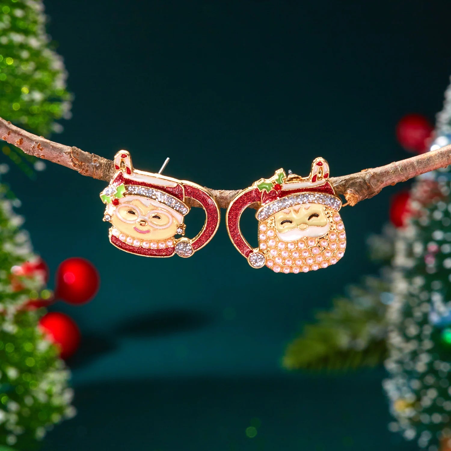 Creative Christmas Grandpa and Grandma Zircon Stud Earrings For Women White Pearl Crystal Snowman Elk Earring New Year Jewelry