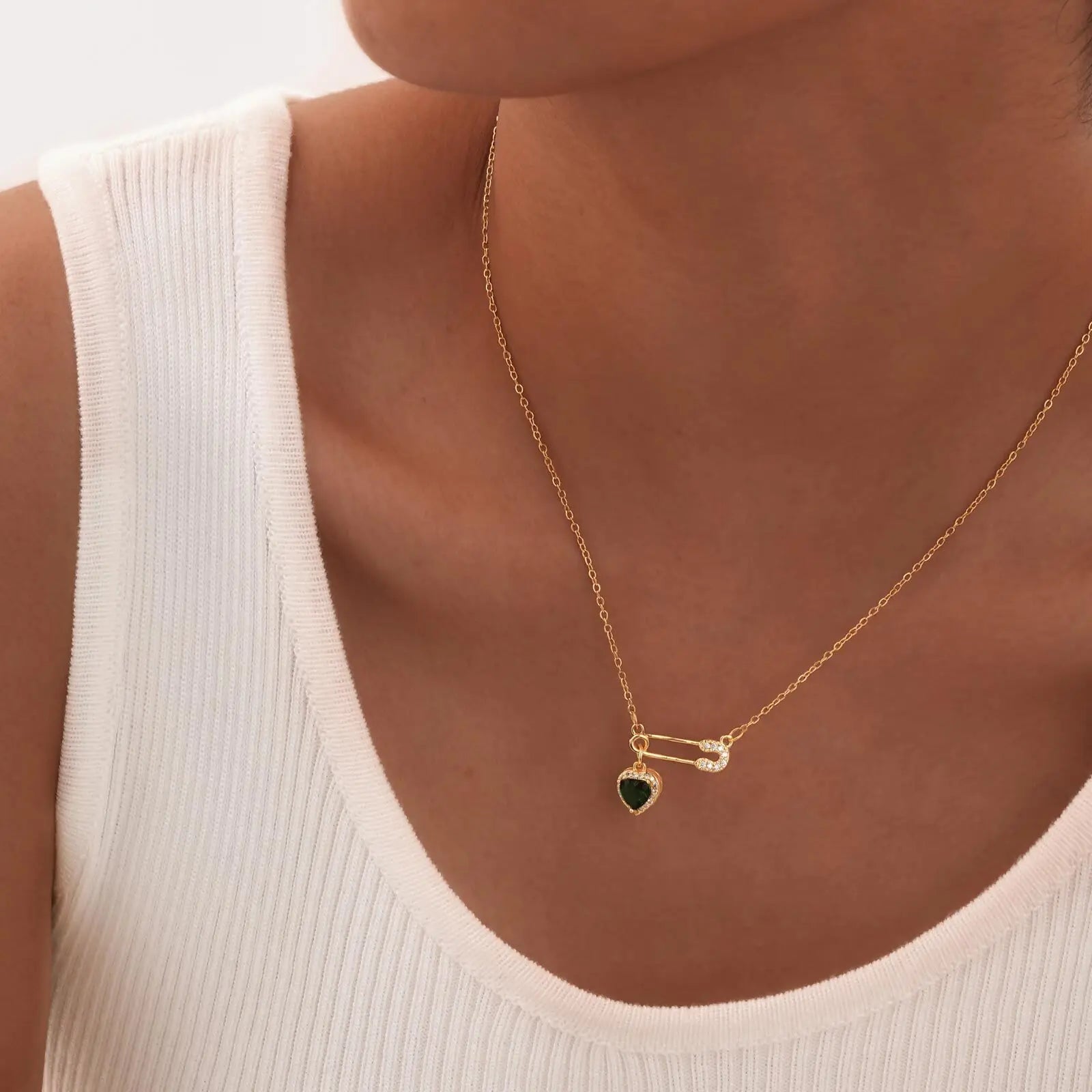 Vnox Dainty Stainless Steel Zircon Heart U-shape Necklace For Women,Creative Love Colored Stone Pendant,Aesthetic Jewelry Neck