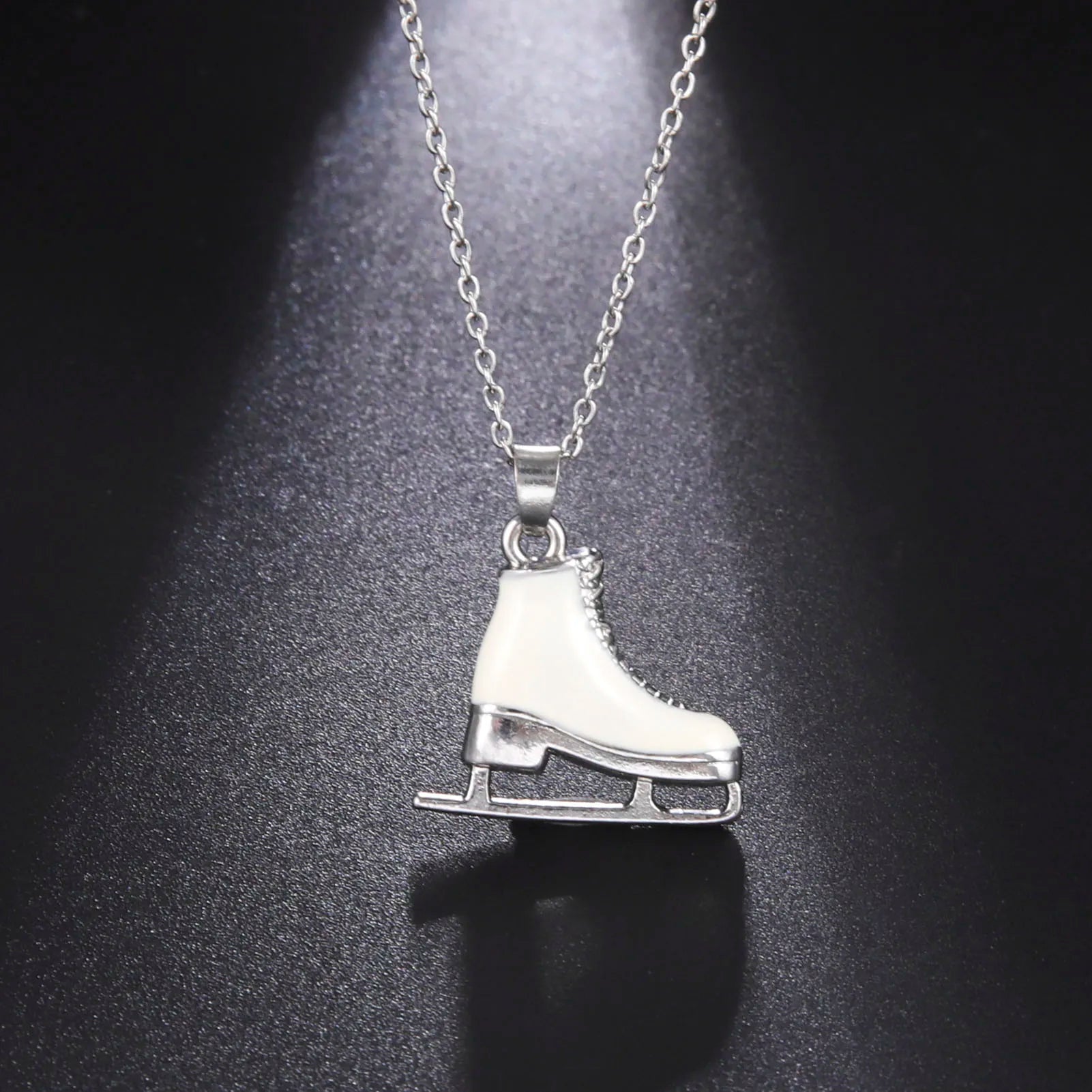 Dreamtimes Zircon 3D Ice Skate Shoe Necklace White Enamel Luxury Blue Pink Crystal Pendant Gift For Man Women Girl Chain Jewelry
