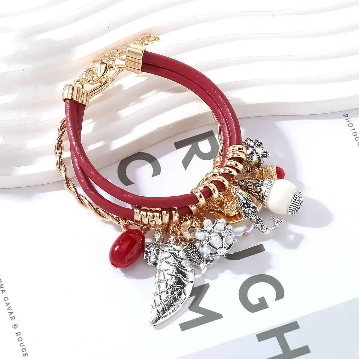 ZAA Luxury Multi-layer Leaf Small Fish Heart Pendant Leather Rope Necklace