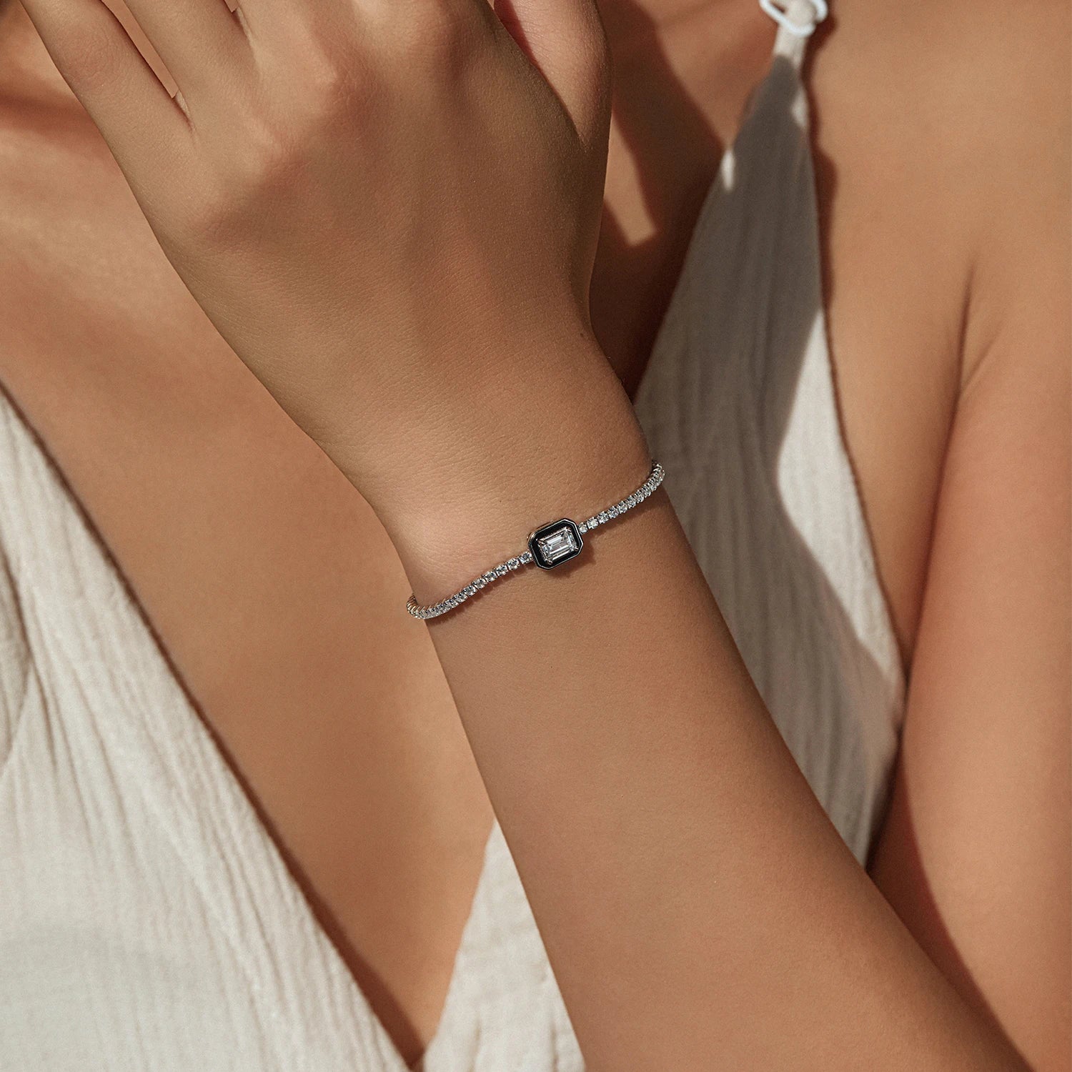 MODIAN 925 Sterling Silver Fashion Black Enamel Rectangle Clear Cubic Zirconia Tennis Bracelets For Women Fine Jewelry Gifts