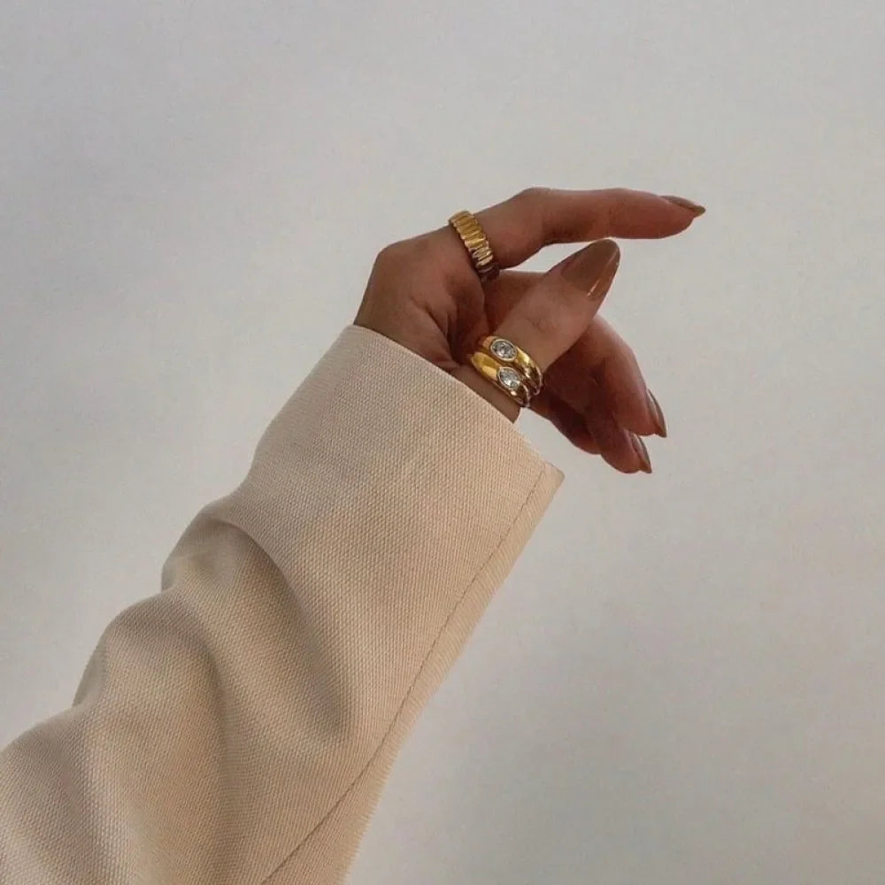 Vintage Double Round Circle Polished Gold Plated Zircon Knuckle Ring Anti Allergic Metal Stainless Steel Teardrop Crystal Rings