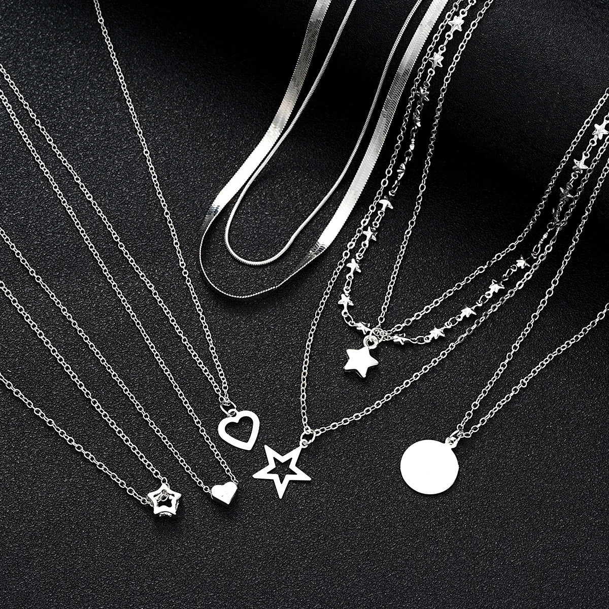 9 Pcs Simple Choker Necklaces for Women Fashion Love Heart Star Pendant Layered Necklace Jewelry Gift European and American 2024