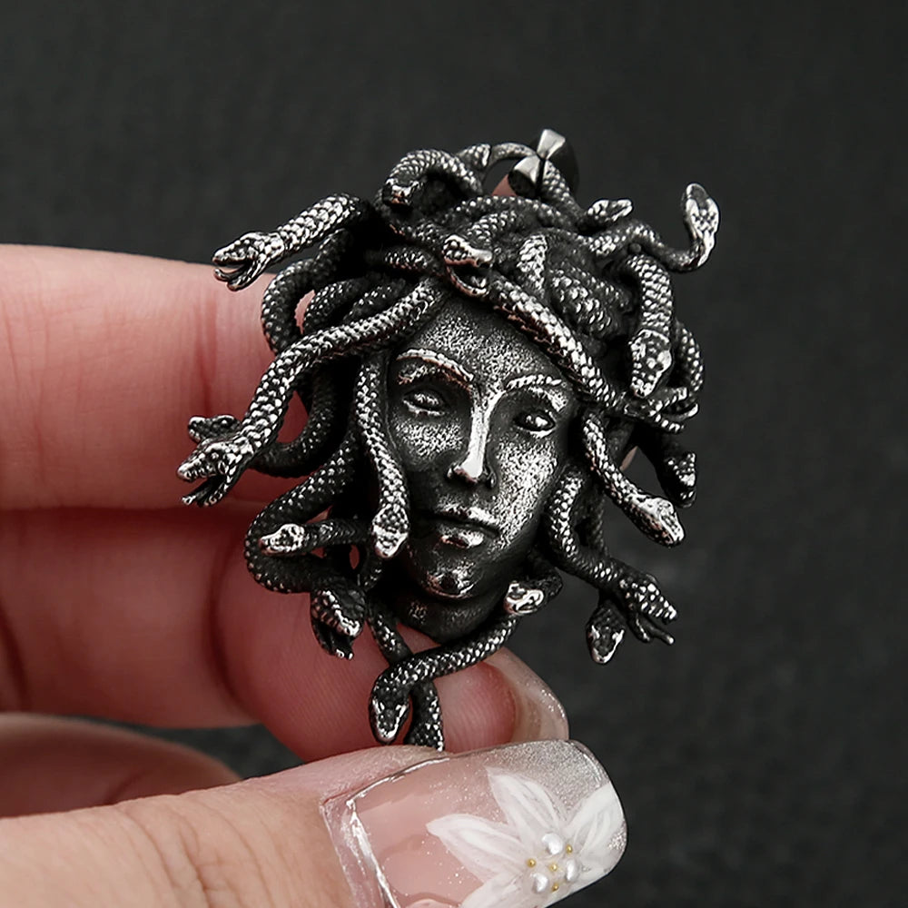 Gothic Punk Stainless Steel Medusa Pendant Necklace For Men Women Vintage Snake Animal Necklaces Biker Jewelry Gift Dropshipping
