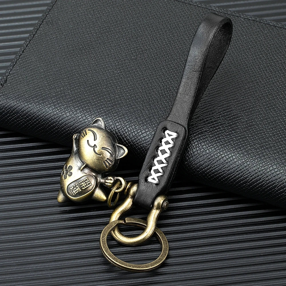 MKENND Personalized Premium leather Car keychain Lucky Cat Horseshoe Shackle Carabiner Hook Backpack Buckle Handmade Gifts