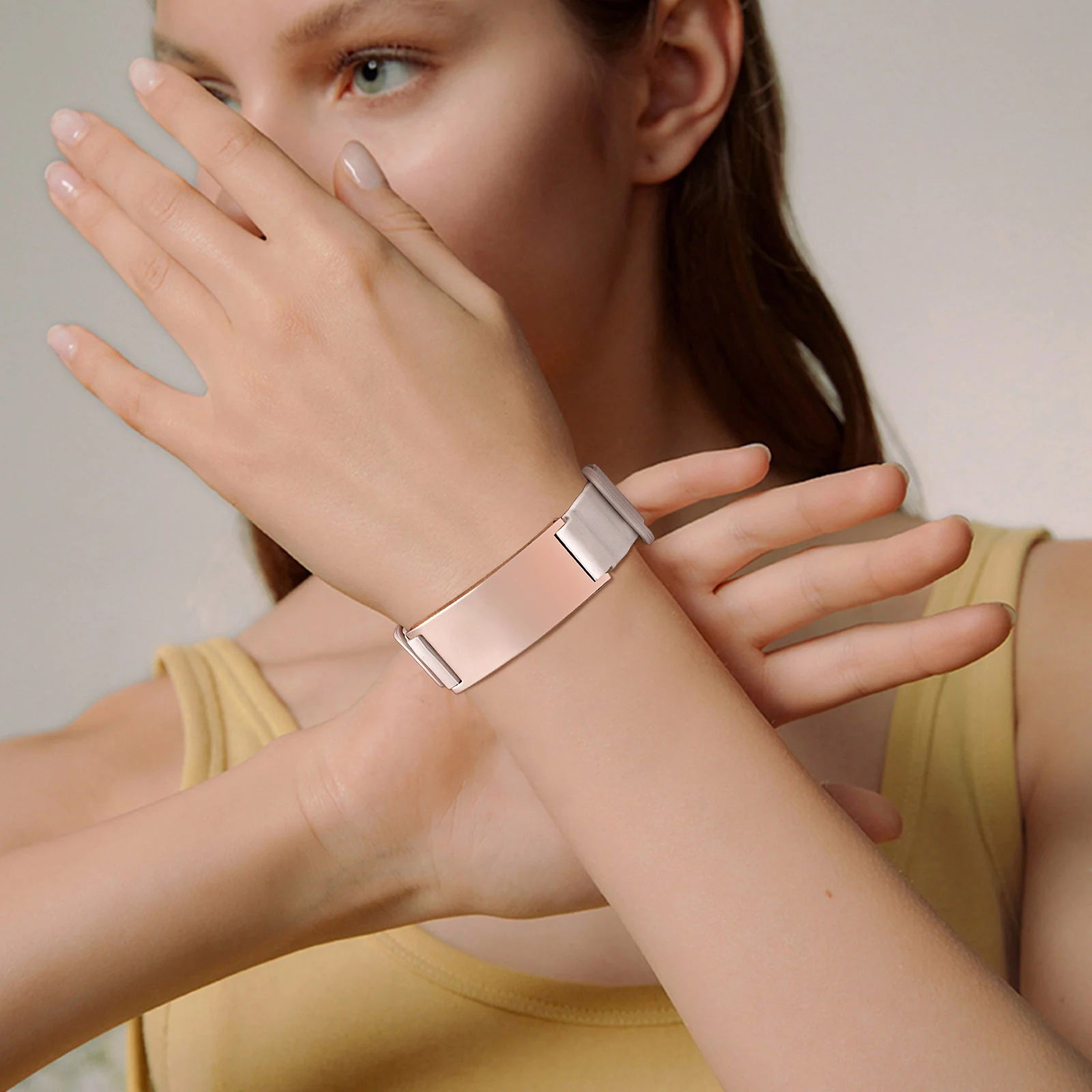 Vnox Free Engraving Magnetic Silicone Bracelet For Women,Stainless Steel Curved Nameplate Bracelet Bangle,Customizable Jewelry