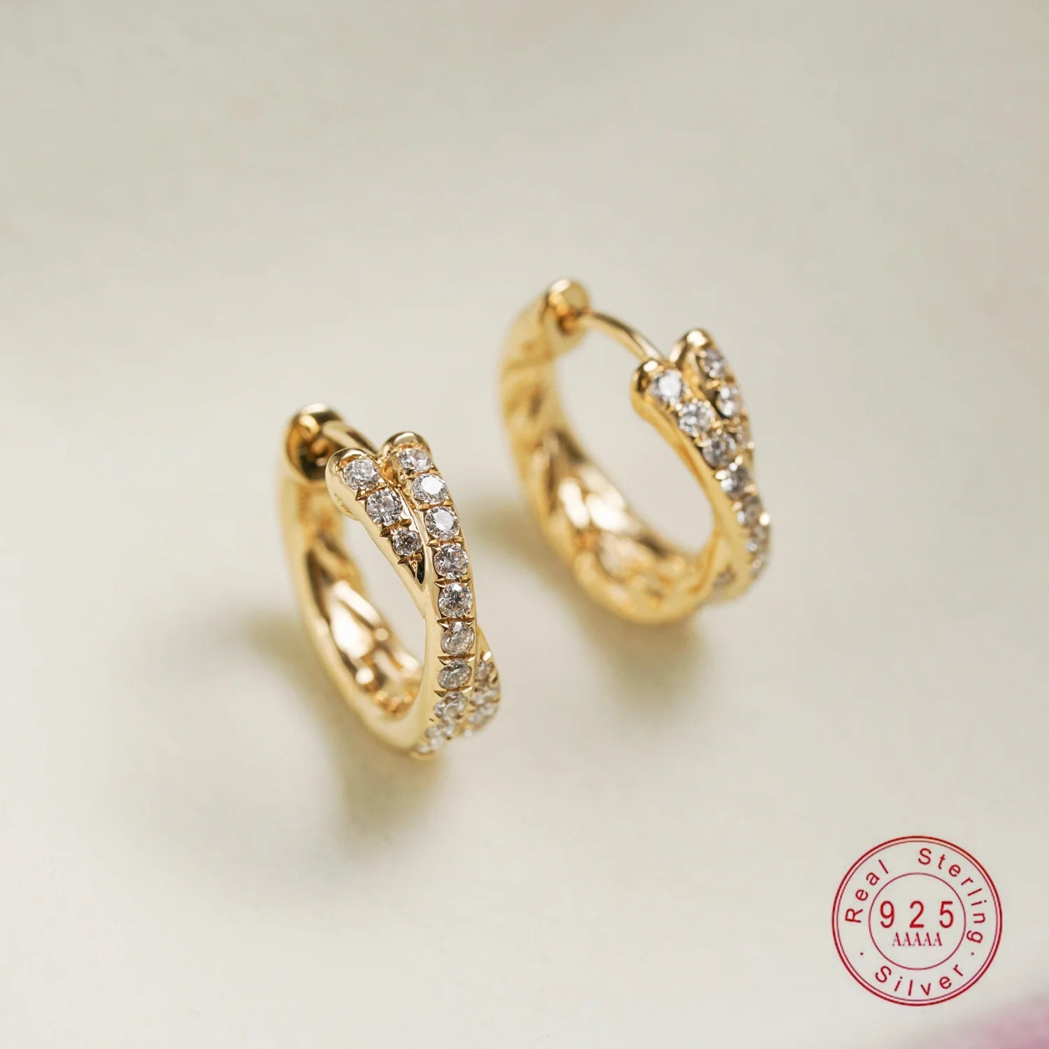 925 Sterling Silber Exquisite Shiny Zirkon Geometrie Ohrstecker Süße Romantische Liebe Schmuck Geschenke Für Frauen Mädchen