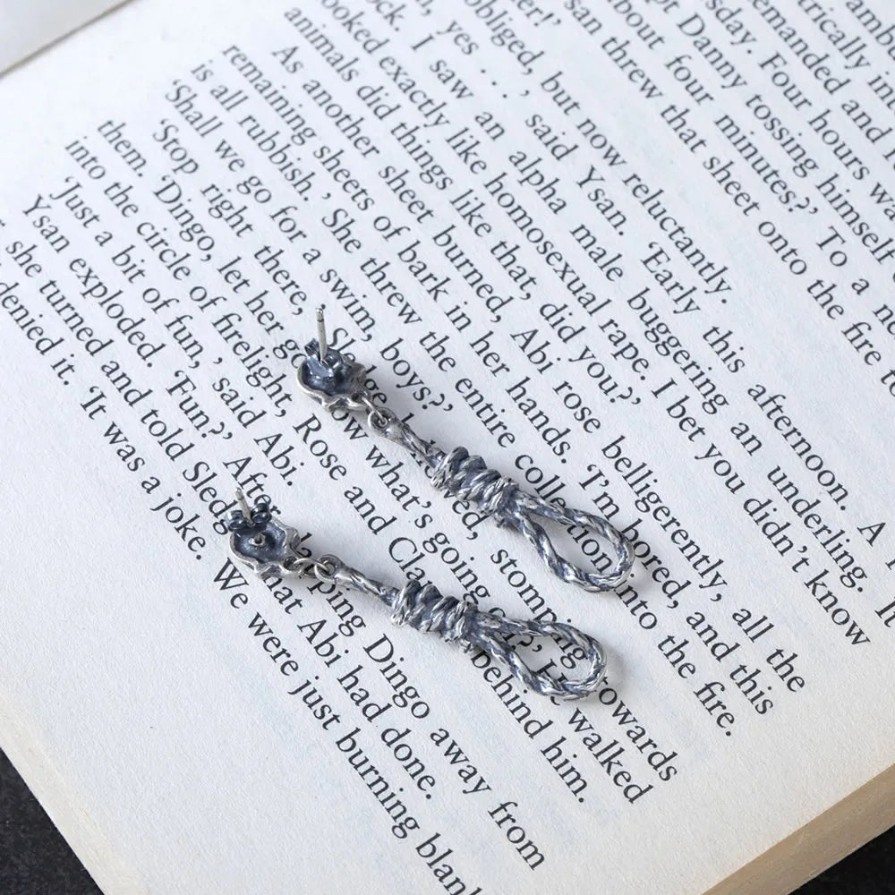 MKENDN 925 Sterling Silber Kreativer Retro Totenkopf-Anhänger Ohrhänger im trendigen Street-Punk-Stil für Damen und Herren