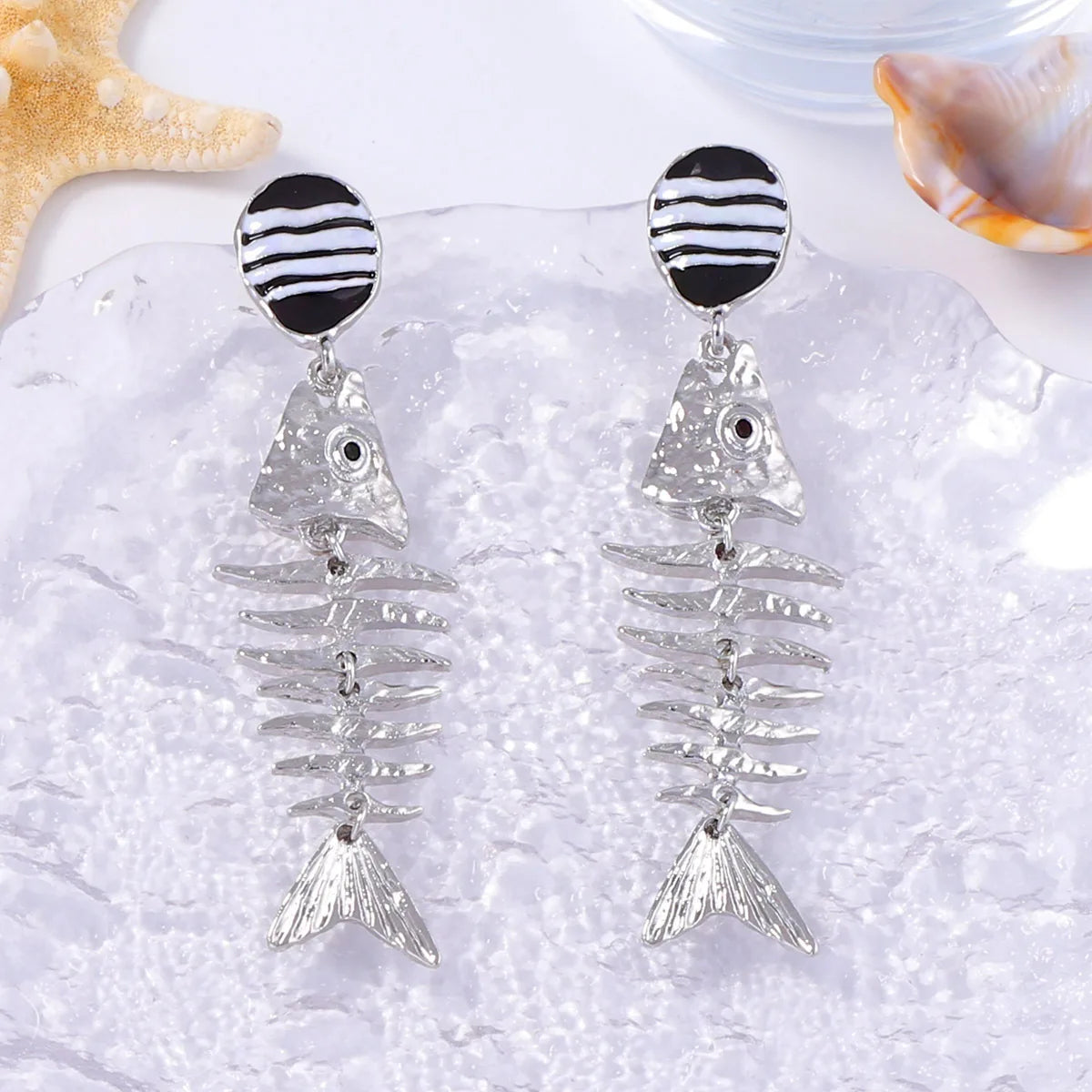 ZAA Personalized Trendy Retro Fish-bone Ocean Leisure Earrings