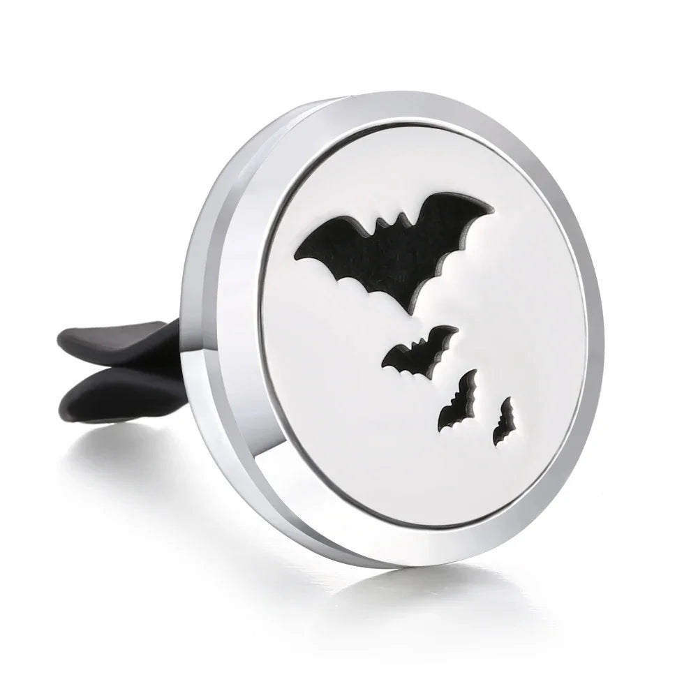 New Aromatherapy Car Perfume Diffuser Stainless Steel 30mm Magnetic Aroma Diffuser Locket Car Air Freshener Vent Clip + 1pcs Pad