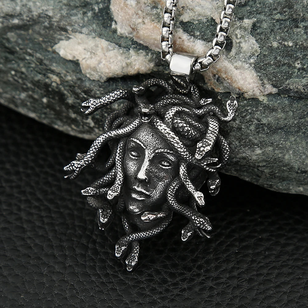 Gothic Punk Stainless Steel Medusa Pendant Necklace For Men Women Vintage Snake Animal Necklaces Biker Jewelry Gift Dropshipping