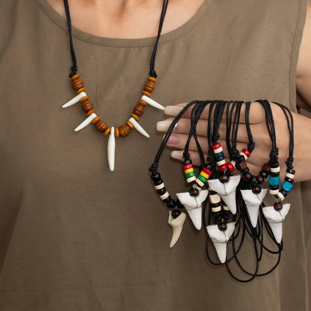 Fashion Retro Imitation Shark Tooth Pendant Necklace Men Women Ethnic Style Bohemian Necklaces Party Gift Jewelry Accessories