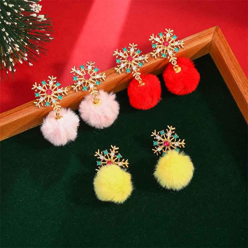 Exquisite Zircon Snowflake Pearl Earrings for Women Shiny Crystal Xmas Tree Round Ball Hanging Earring Christmas Daily Jewelry