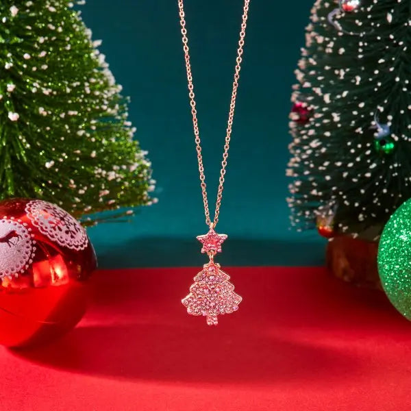 Full Rhinestone Christmas Tree Snowflake Pendant Necklace For Women Exquisite Zircon Star Girl Sweater Collarbone Chain Jewelry