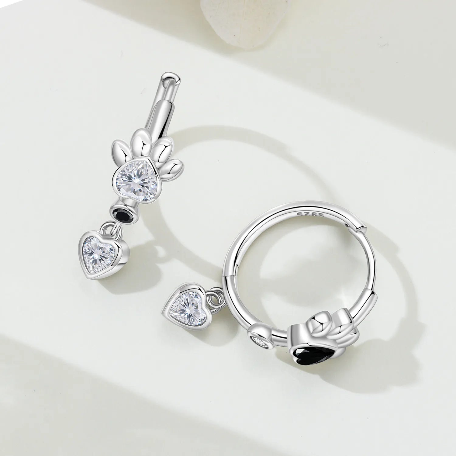 PANPOKI 925 Sterling Silver Black White Paw Print Love Heart Drop Earrings Women Earrings Charm Versatile Party Jewelry Gifts