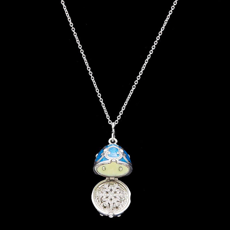 Collier pendentif œuf de Pâques Fabergé en émail fait à la main, médaillon en laiton, vintage, cristal, trèfle à l'intérieur, cadeau pour femmes et filles