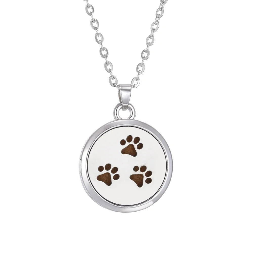 10pcs/lot Aromatherapy Stainless Steel Essential Oil Diffuser Necklace Open Magnetic Perfume Locket Pendant Necklaces for Women