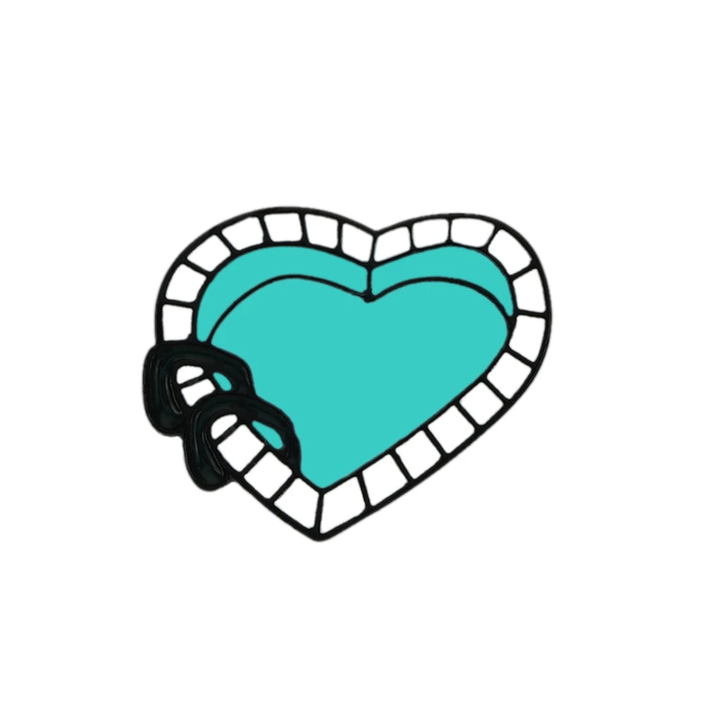 Enjoy Summer Holiday Brooch Cartoon Sea Beach Sunglasses Pins for Friends Drink Cup Ice Cream Tree Enamel Badge Bag Jewelry Gift