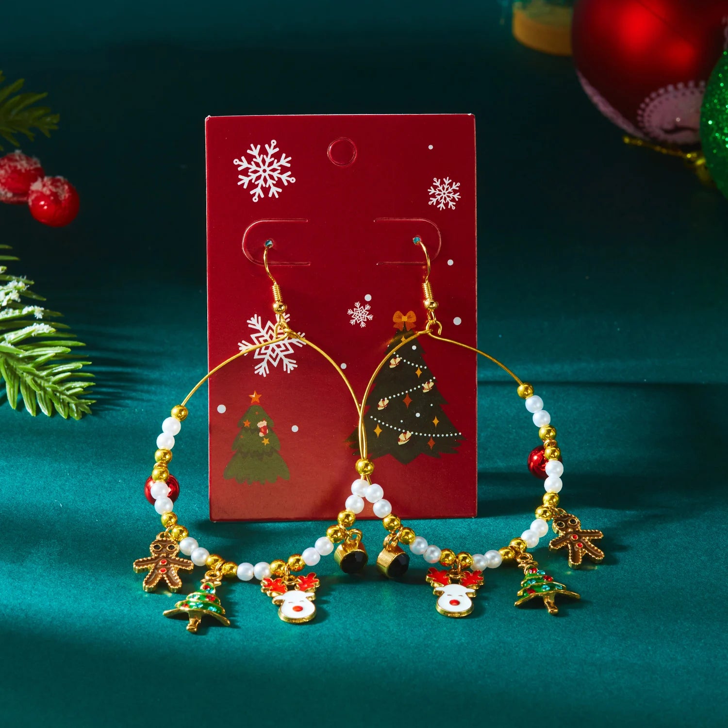 Christmas Cute Santa Claus Snowflake Dangle Earrings for Women Colorful Crystal Beaded Zircon Earrings New Year Party Jewelry
