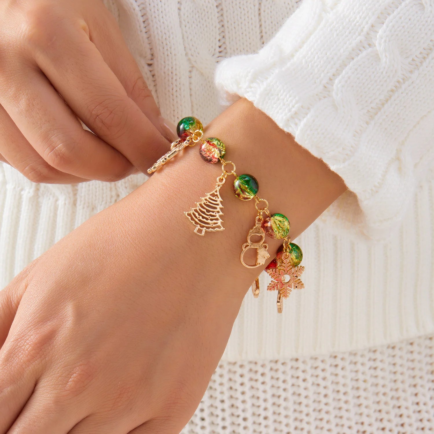 Fashion Santa Claus Snowman Christmas Tree Pendant Bracelet For Women Snowflake Elk Crutch Adjustable Bracelets Party Jewelry