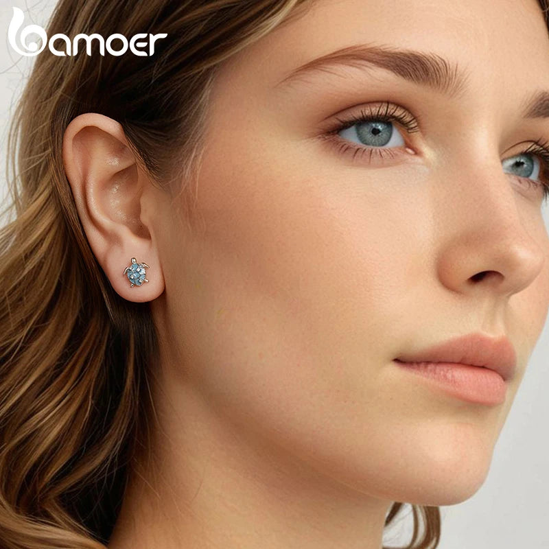 BAMOER Ohrstecker aus 925 Sterling Silber mit Meeresschildkrötenmotiv für Damen und Mädchen, niedlicher Schmuck mit Tiermotiv, hypoallergen