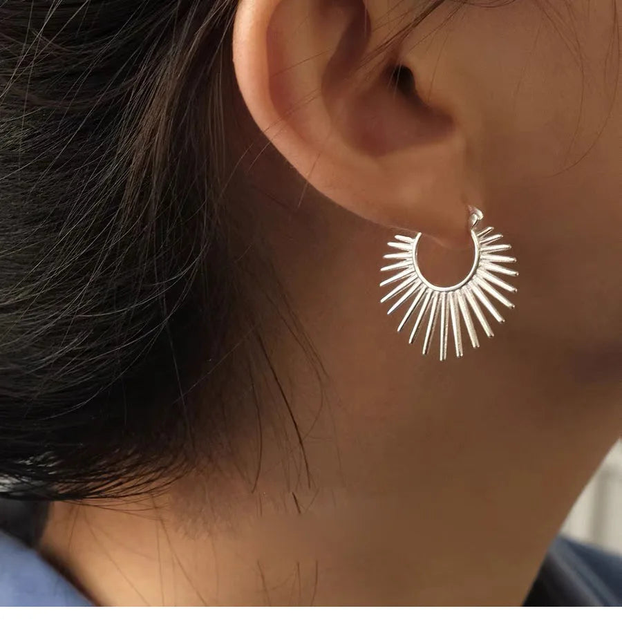 BF CLUB Boucles d'oreilles brillantes en argent sterling 925 pour femmes, forme de soleil, bijoux tendance, cadeau de fête, mariage