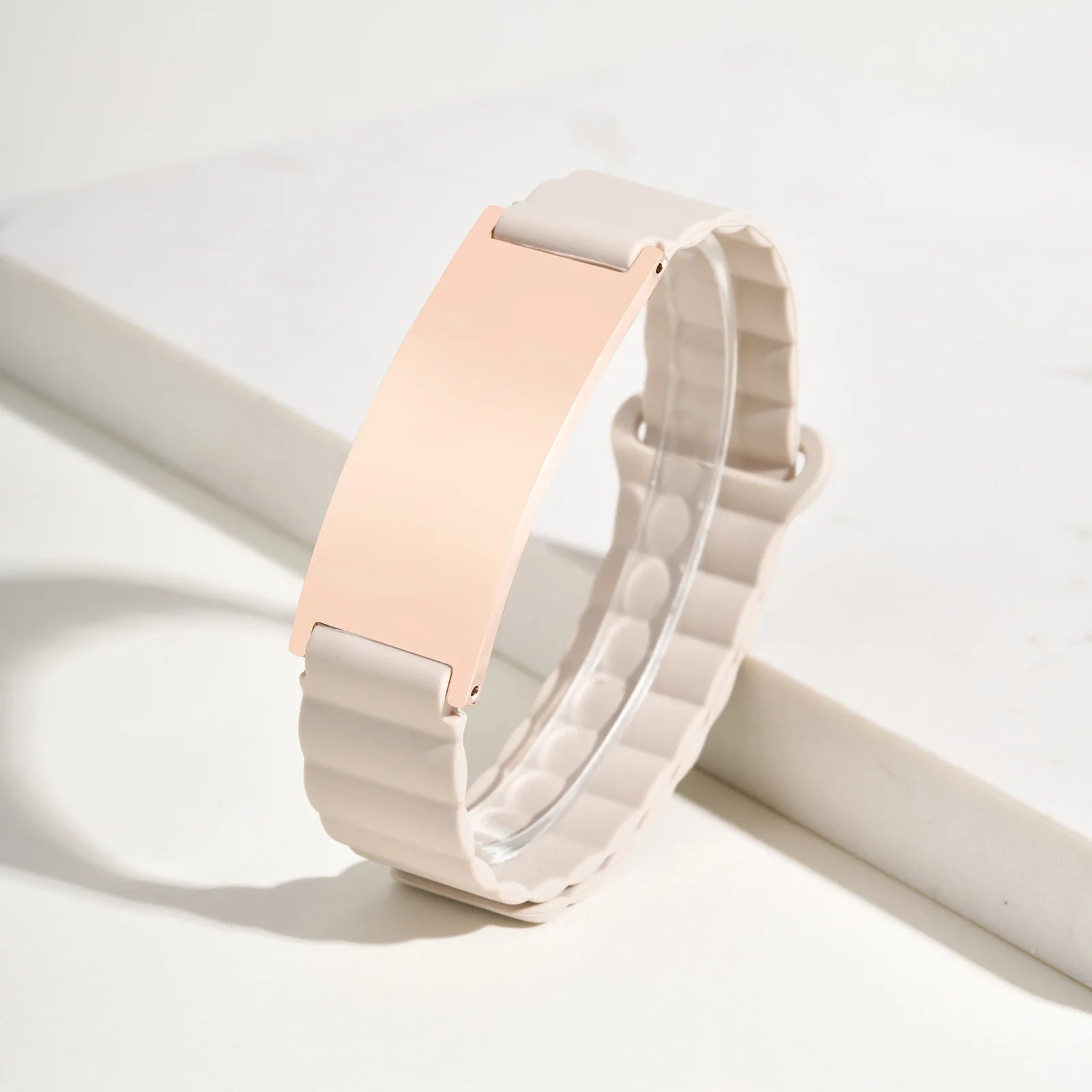 Vnox Free Engraving Magnetic Silicone Bracelet For Women,Stainless Steel Curved Nameplate Bracelet Bangle,Customizable Jewelry