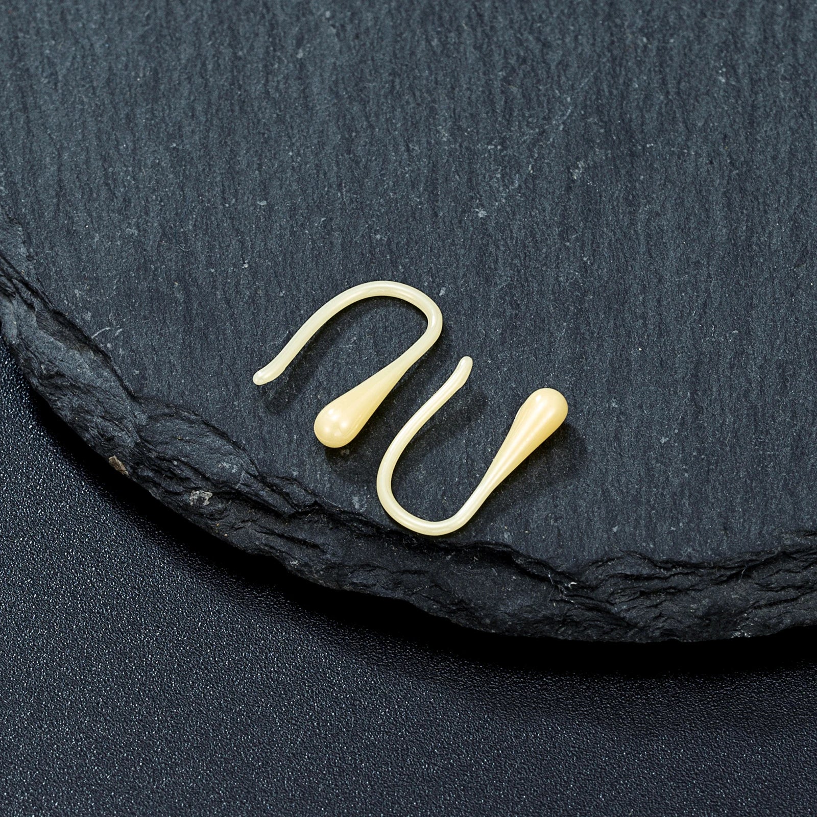 MKENDN Ohrringe aus farbiger Biokeramik in Tropfenform, U-förmig, schlicht und elegant, Retro-Schmuck, Geschenkidee für Partys und Geburtstage