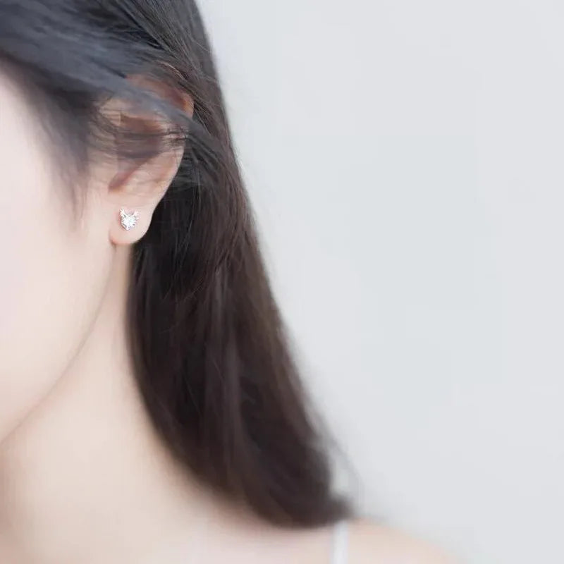 New Christmas Deer Stud Earrings for Women Cute Animal Elk Rhinestone Earring Merry Christmas New Year Wedding Jewelry Gifts