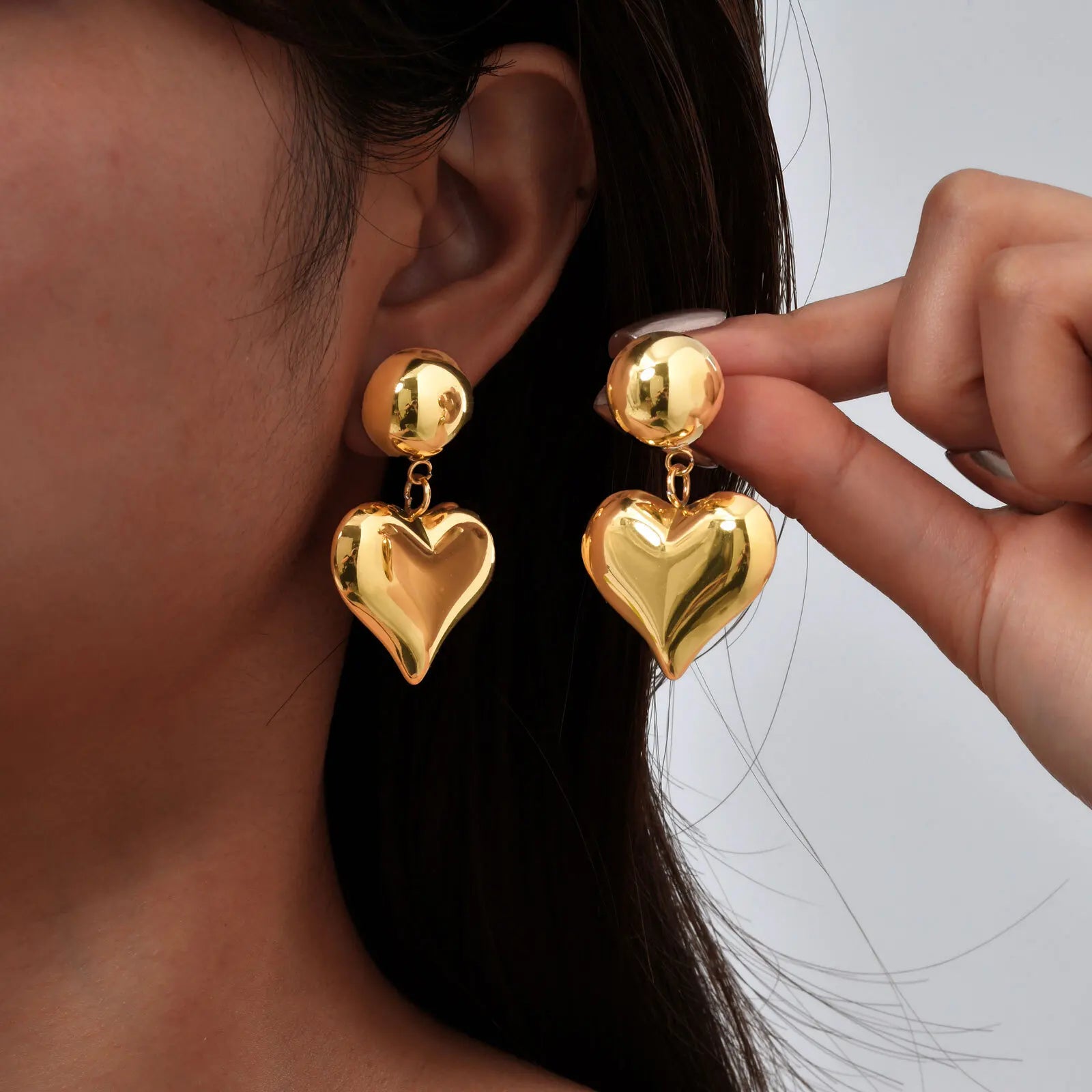 Vnox Hollow Bubble 3D Heart Dangle Drop Earrings Gift for Women Mom, Gold Plated Stainless Steel Anti Allergy Piercing Earrings