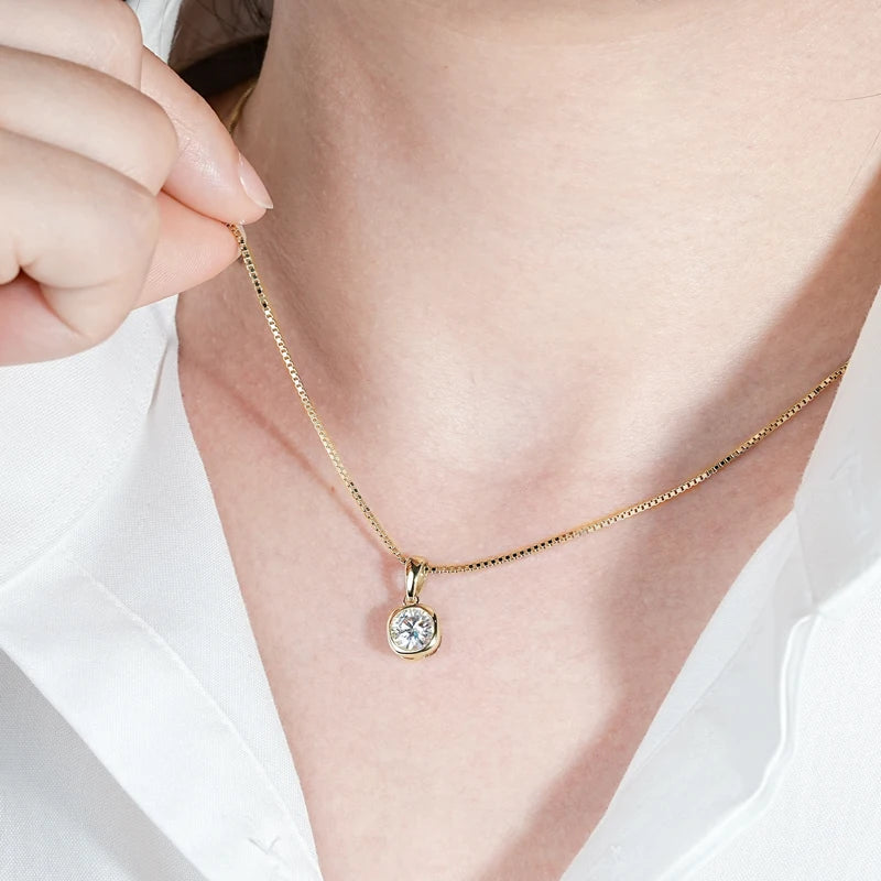 OXTAO 1CT Moissanite Pendant Necklace Glittering Lab Diamond for Women Necklace Birthday Party Jewelry Gift Real 925 Silver