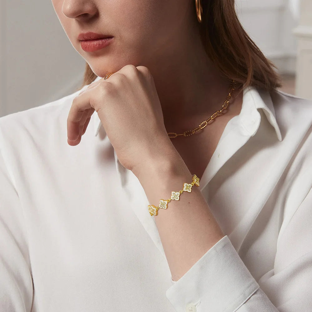 Vnox Gorgeous Four Leaf Clover Bracelet For Women,Dainty Zircon Flowers Chain Bracelets,Gifts To Mom Girlfriend Fashion Jewelry