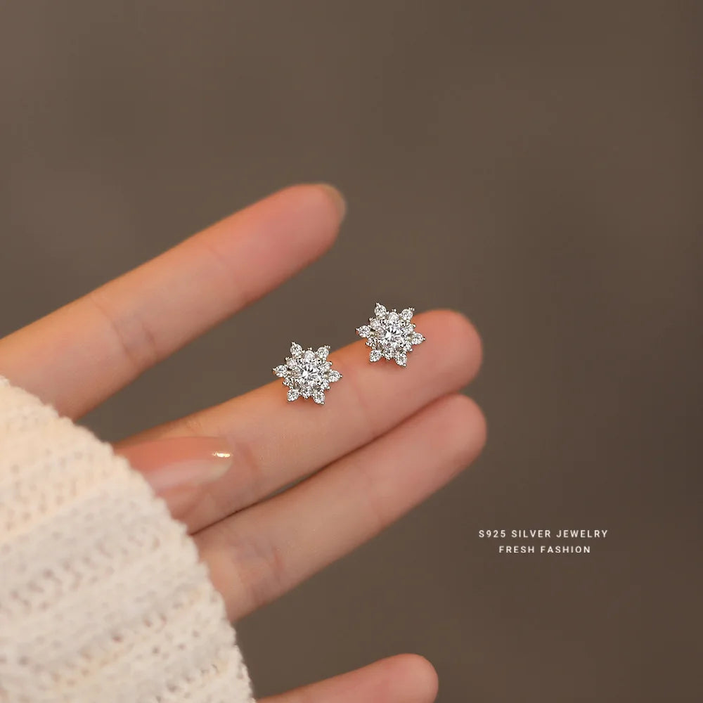 French Light Luxury Pavé Zircon Snowflake Earrings for Women Student 925 Sterling Silver Christmas Party Jewelry