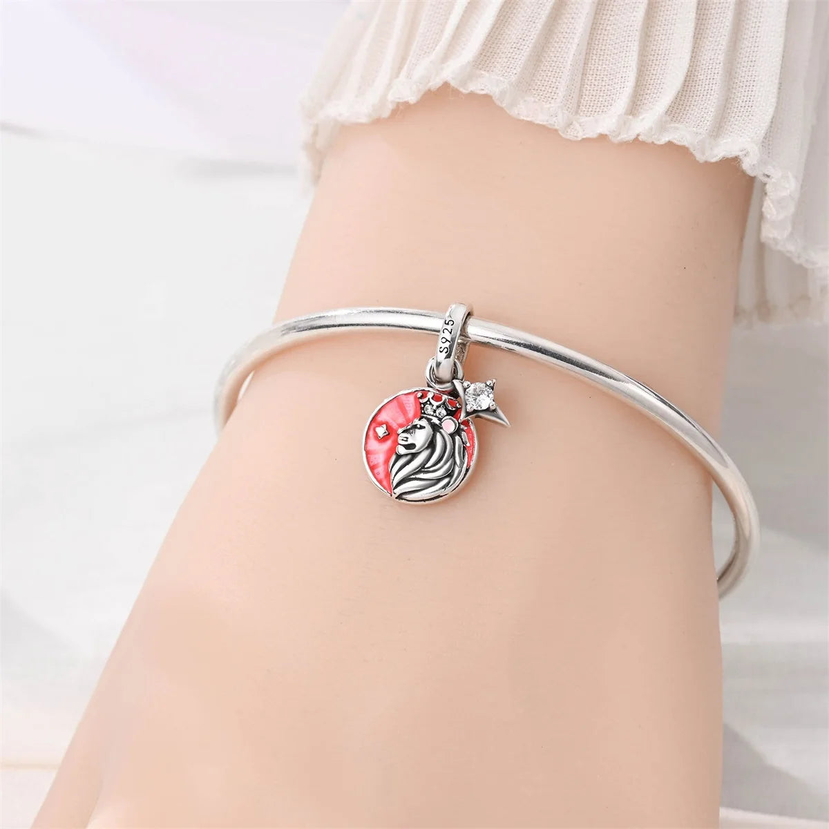 925 Sterling Silver Crowned Lion King Amulet Charm Guardian Talisman Pendant Fit Original Charm Bracelets Women DIY Jewelry Gift - Madeinsea©