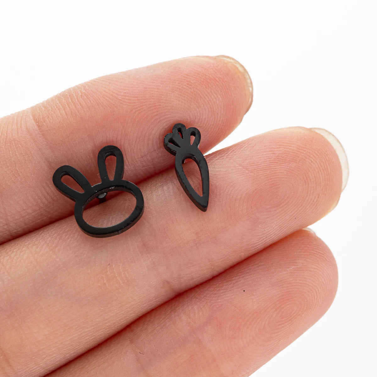 1Pair Fashion Simple Earrings Women Cute Rabbit And Carrot Asymmetric Stud Earring Anti-allergy Accessories