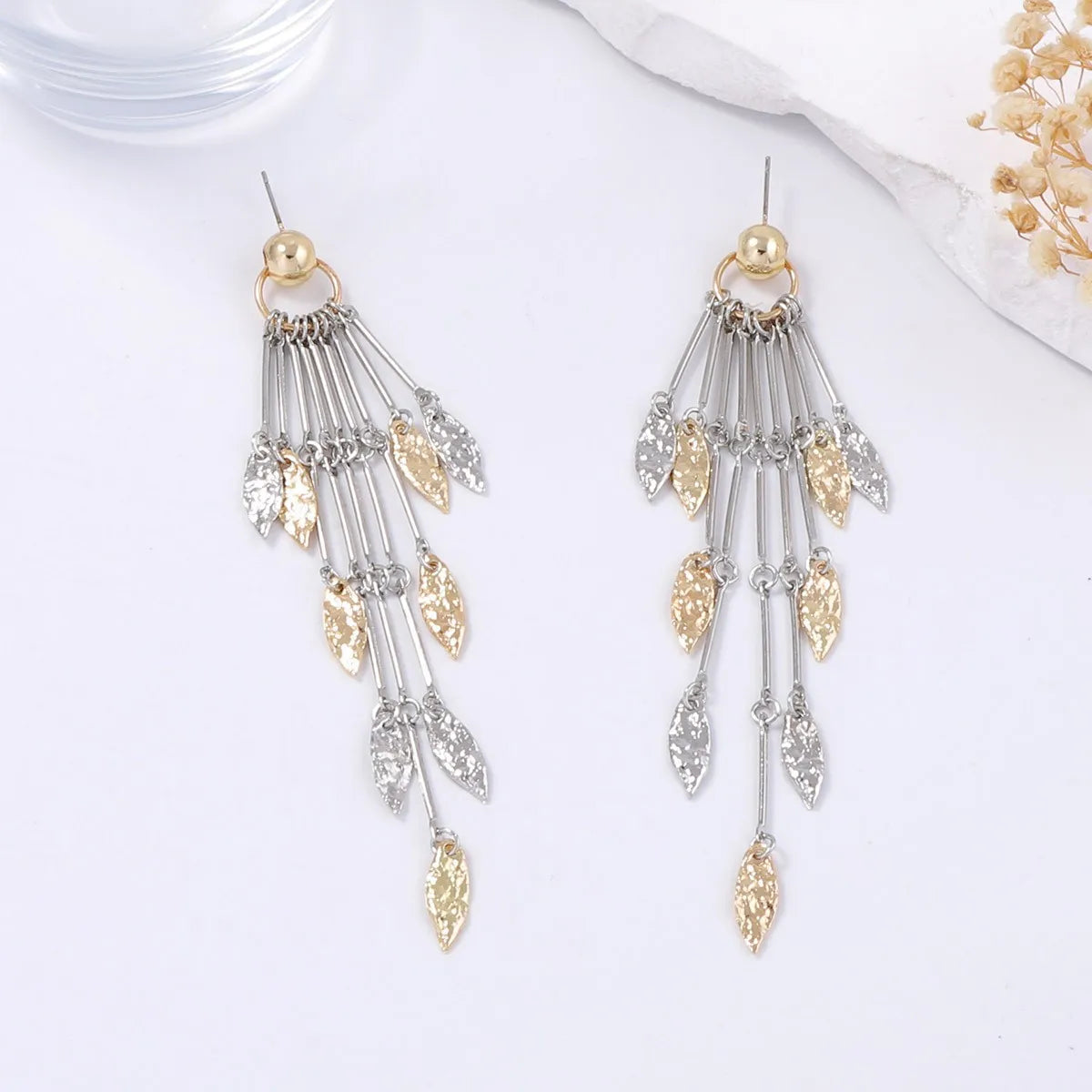 ZAA Luxury Retro Long Tassel Geometric Leaf Splicing Temperament Earrings