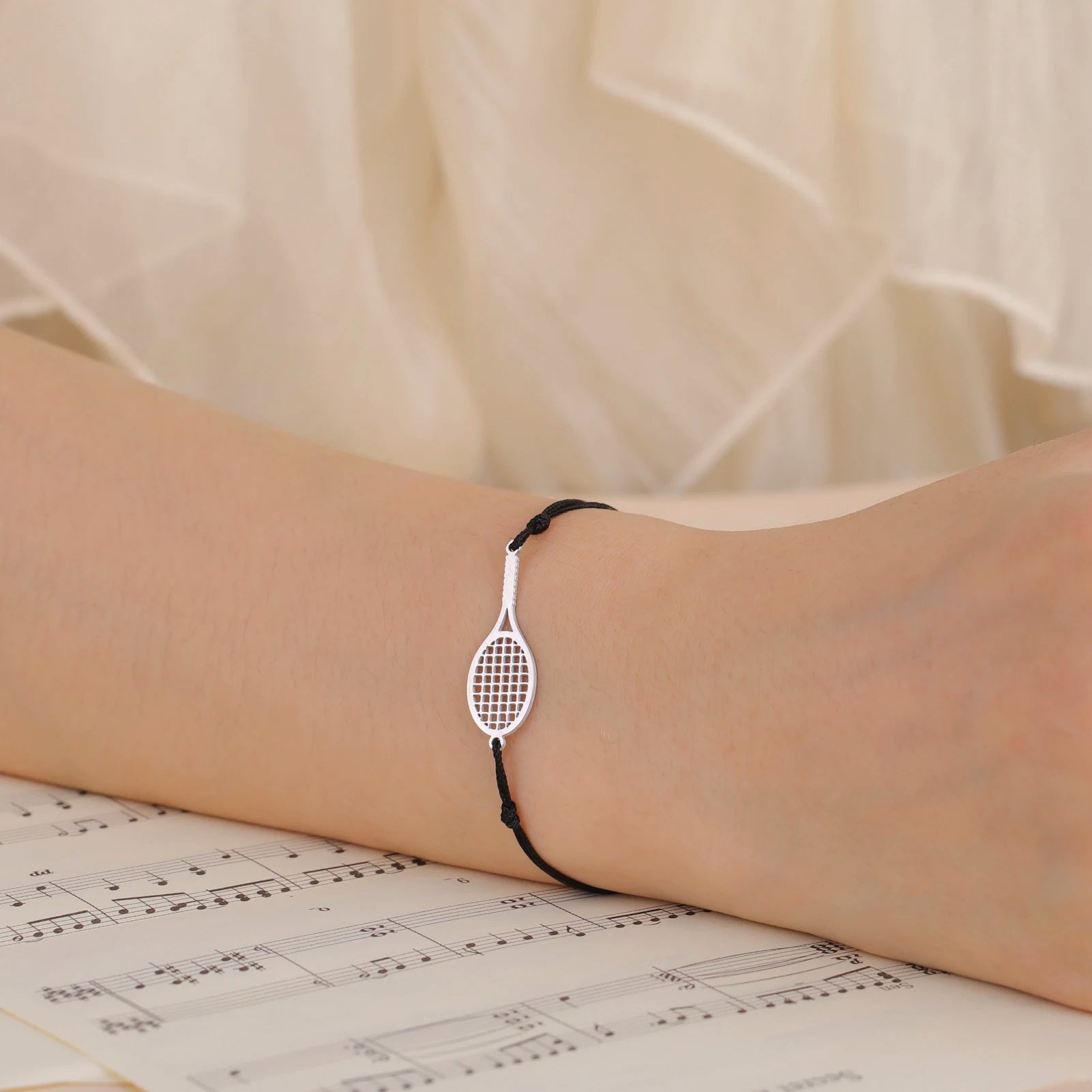 Dreamtimes Tennis Badminton Racket Bracelets Hand Braided Lucky Black Red Rope Sport Stainless Steel Pendant Charm Jewelry Gift