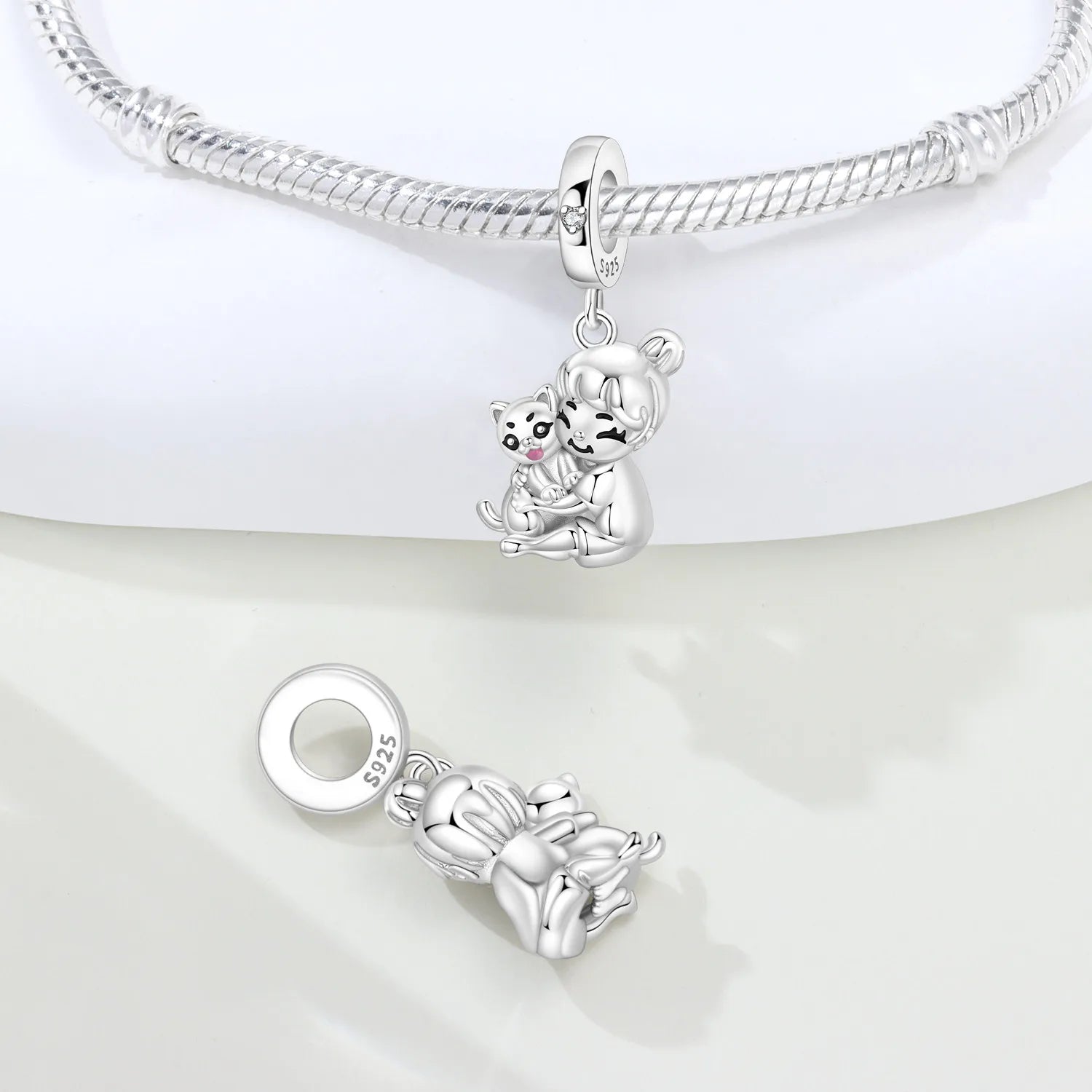PANPOKI 925 Sterling Silver Cat Hug Animal Pet Beads Original Pendants Bracelet Charm Jewelry Party DIY Trendy Gifts