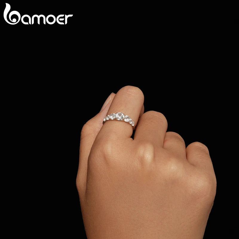 Bamoer D Farbe VVS1 EX Moissanite Ring Zarter Labor Diamant Ring 925 Sterling Silber für Frauen, Verlobung, Hochzeit Schmuck