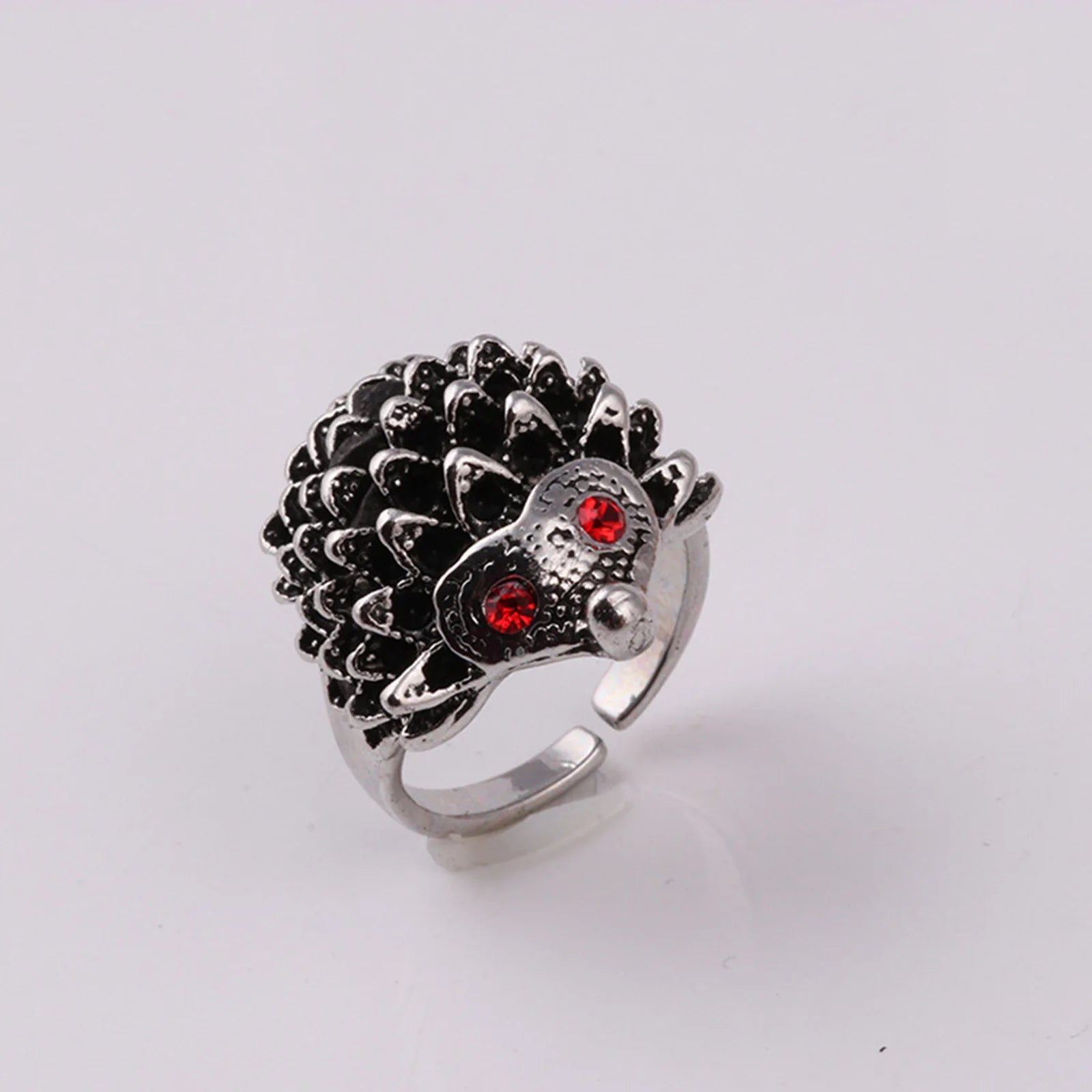 Retro Red Eye Hedgehog Ring For Men Women Punk Gothic Rock Hiphop Open Ring Handmade Designer Jewelry Unisex Accessories Gift
