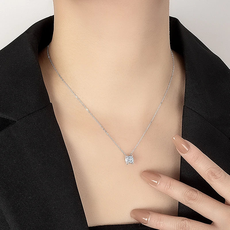 PERFANY 0.5-2CT Moissanite Necklace for Women S925 Pure Silver Classic Bull Head Laboratory Diamond Pendant Luxury Jewelry - Madeinsea©