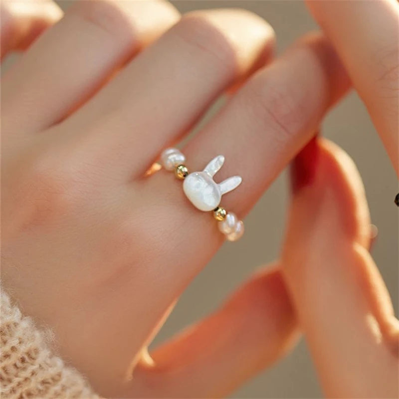 Simple Design Cute Rabbit Beaded Ring for Women Black And White Beads Animal Finger Ring Party Aesthetics Jewelry Accessories