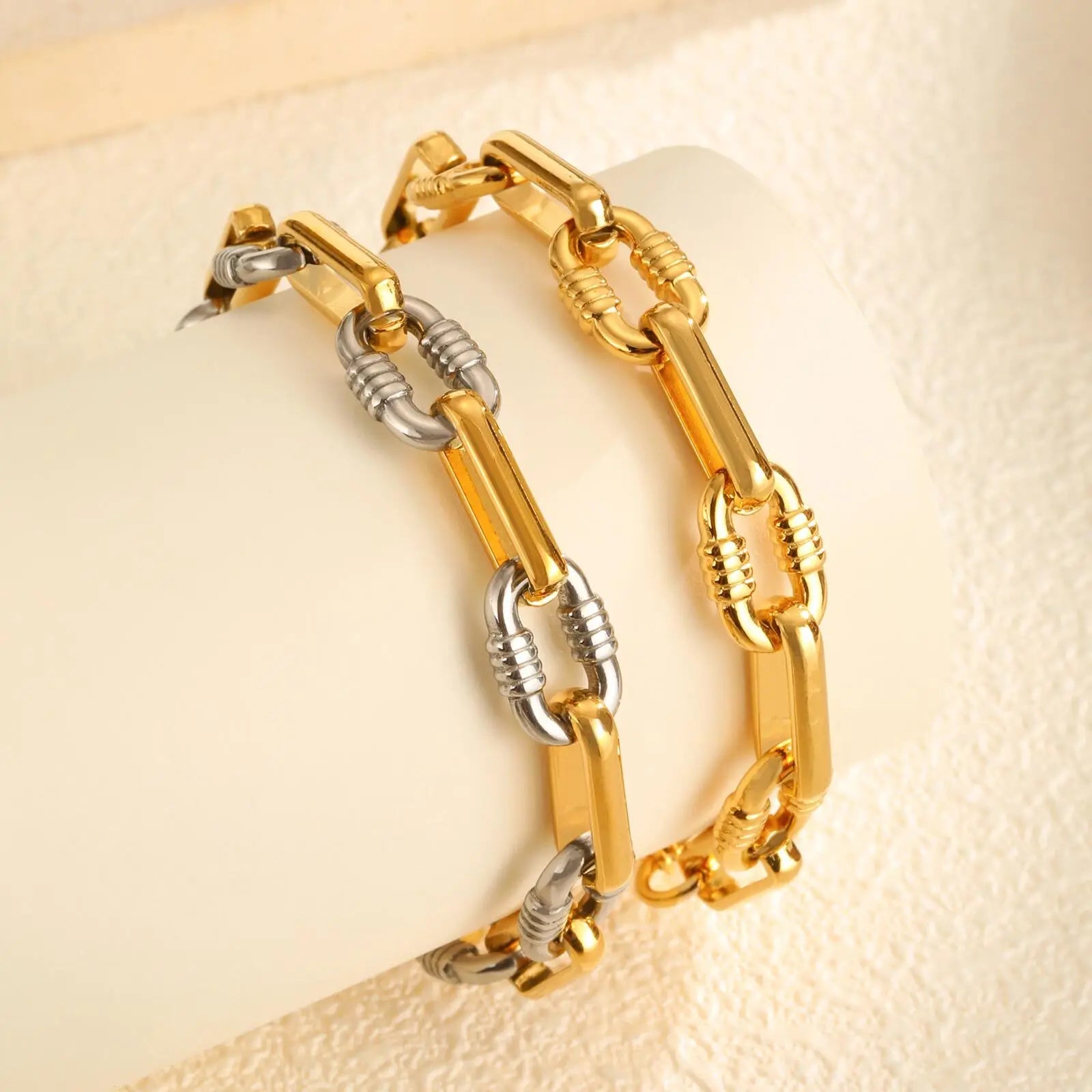 Vnox Classic Paperclip Chain Bracelet For Women Stainless Steel Gold Color Never Fade Charm Bracelet Girls Jewelry Birthday Gift